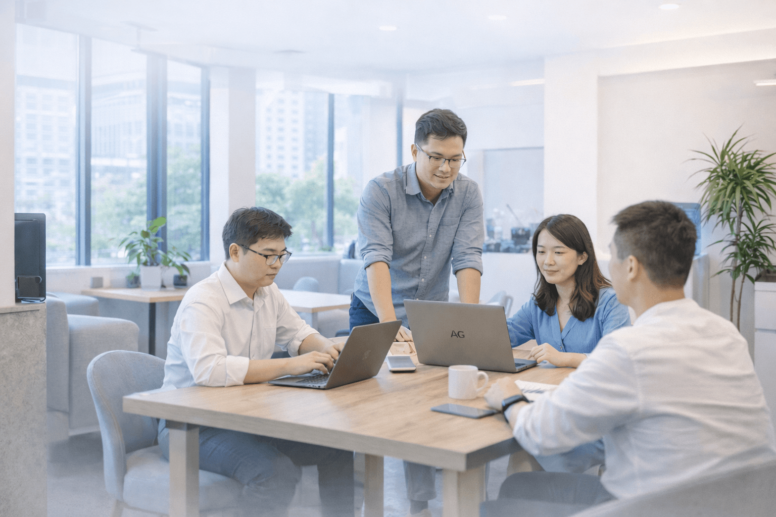 引力科技团队工作场景